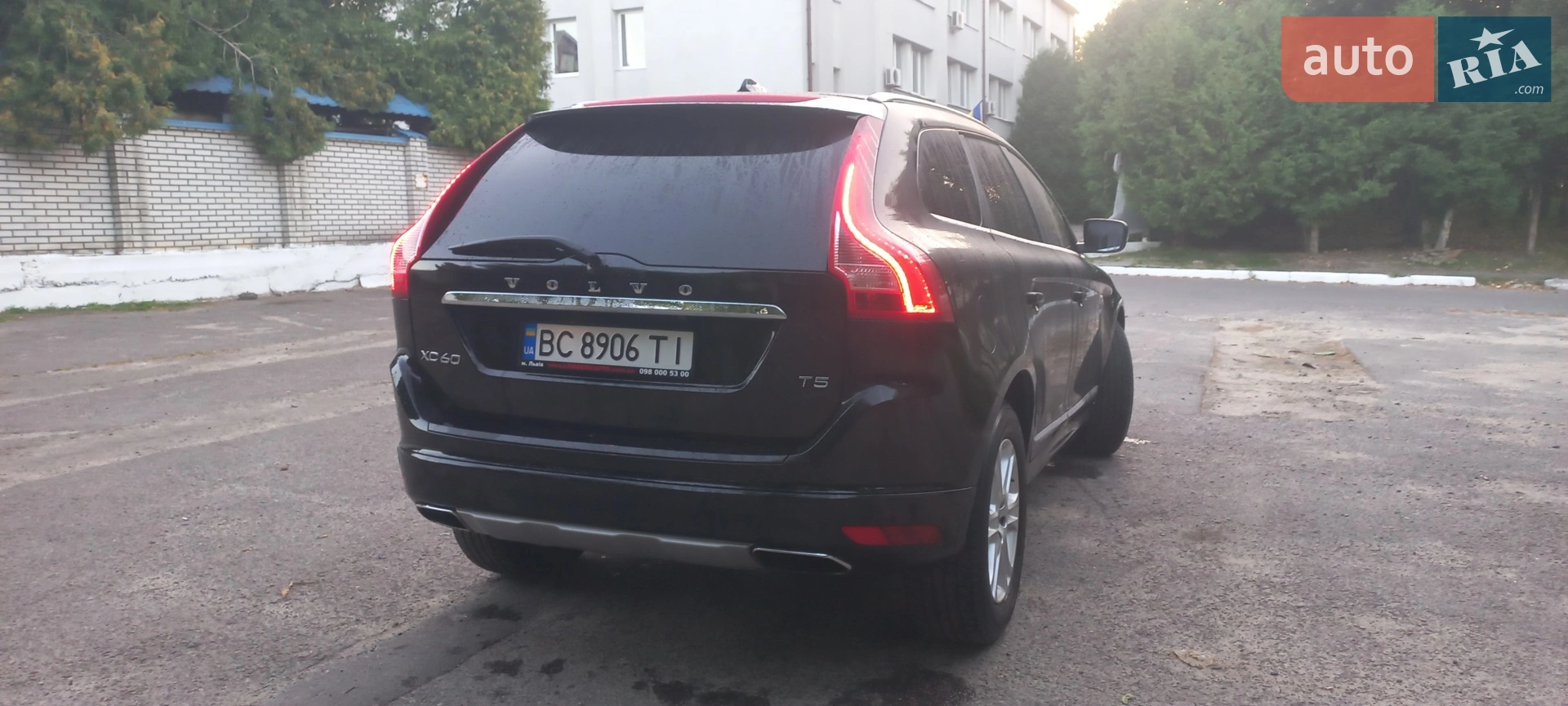 2016 Volvo XC60 - мініатюра 8