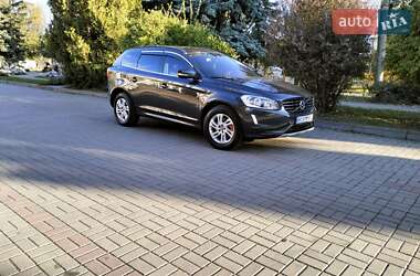 Внедорожник / Кроссовер Volvo XC60 2015 в 