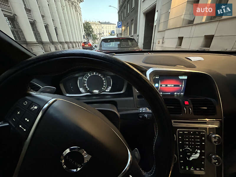 Позашляховик / Кросовер Volvo XC60 2015 в Одесі