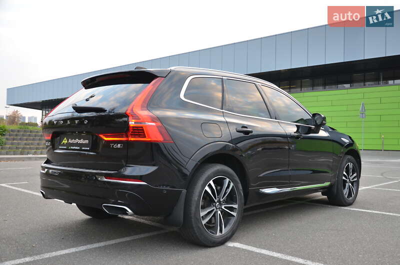Внедорожник / Кроссовер Volvo XC60 2018 в Киеве