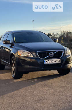 Позашляховик / Кросовер Volvo XC60 2013 в Києві