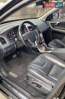 Внедорожник / Кроссовер Volvo XC60 2016 в 