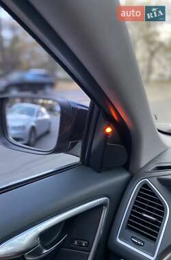 Внедорожник / Кроссовер Volvo XC60 2016 в 