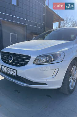 Позашляховик / Кросовер Volvo XC60 2015 в Тячеві