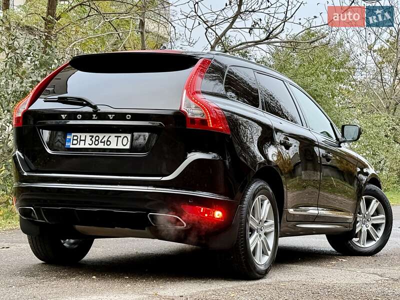 Внедорожник / Кроссовер Volvo XC60 2015 в Одессе