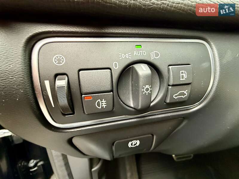 Внедорожник / Кроссовер Volvo XC60 2015 в Одессе