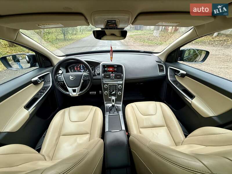 Внедорожник / Кроссовер Volvo XC60 2015 в Одессе