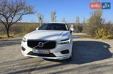 Внедорожник / Кроссовер Volvo XC60 2017 в Южноукраинске