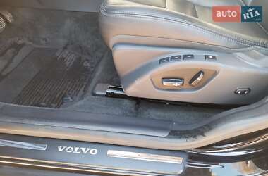 Внедорожник / Кроссовер Volvo XC60 2015 в 