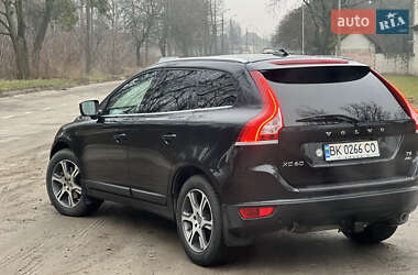 Внедорожник / Кроссовер Volvo XC60 2012 в Березному