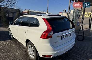 Внедорожник / Кроссовер Volvo XC60 2013 в 