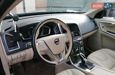 Позашляховик / Кросовер Volvo XC60 2014 в Луцьку