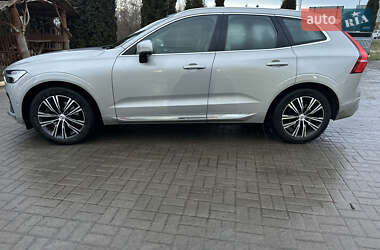 Внедорожник / Кроссовер Volvo XC60 2022 в Ровно