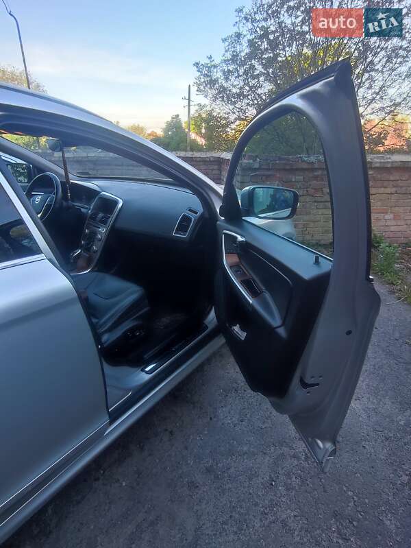 Внедорожник / Кроссовер Volvo XC60 2016 в Ровно фото 19 Внедорожник / Кроссовер Volvo XC60 2016 в Ровно