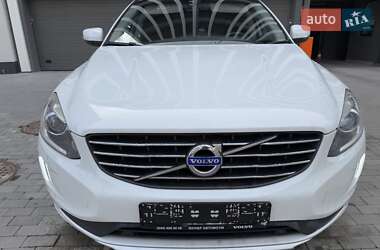 Внедорожник / Кроссовер Volvo XC60 2016 в Киеве