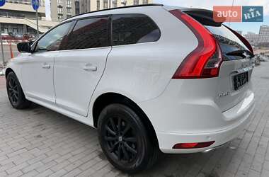 Внедорожник / Кроссовер Volvo XC60 2016 в Киеве