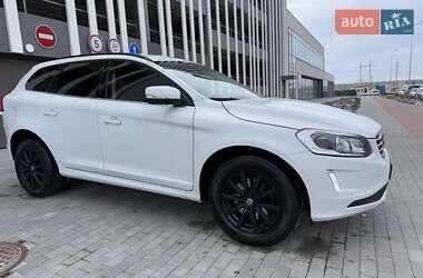 Внедорожник / Кроссовер Volvo XC60 2016 в Киеве