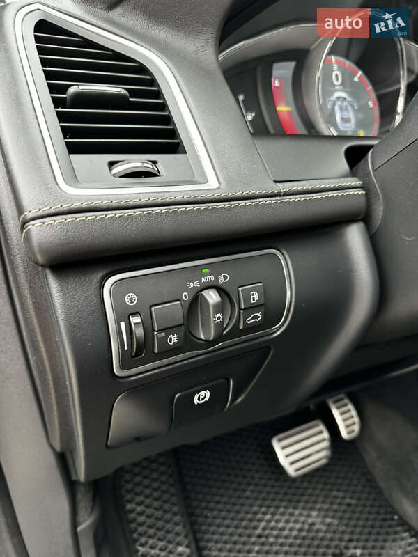 Позашляховик / Кросовер Volvo XC60 2015 в Тернополі