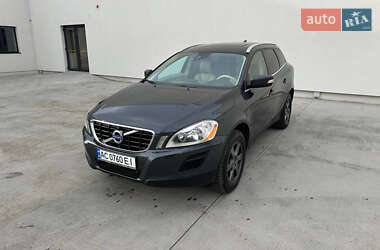 Внедорожник / Кроссовер Volvo XC60 2011 в 