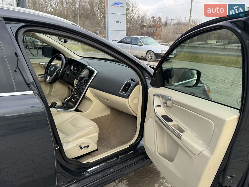 Внедорожник / Кроссовер Volvo XC60 2014 в Тернополе