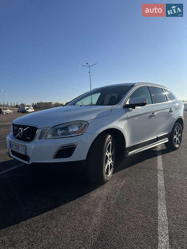 Позашляховик / Кросовер Volvo XC60 2012 в Рівному