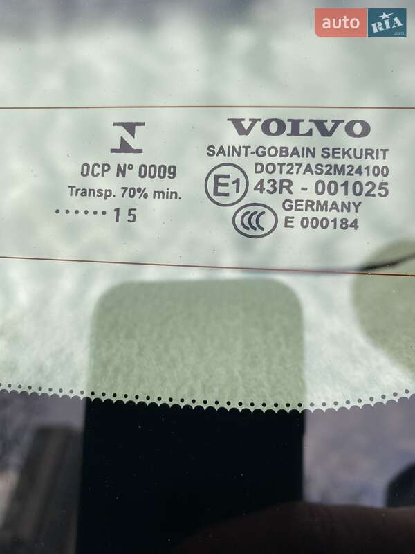 Внедорожник / Кроссовер Volvo XC60 2015 в Киеве