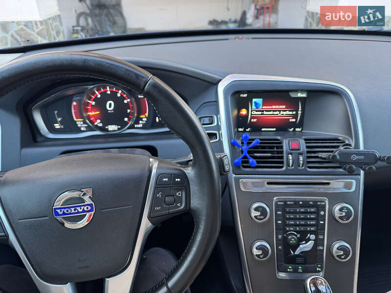 Позашляховик / Кросовер Volvo XC60 2015 в Надвірній
