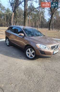 Внедорожник / Кроссовер Volvo XC60 2012 в Киеве