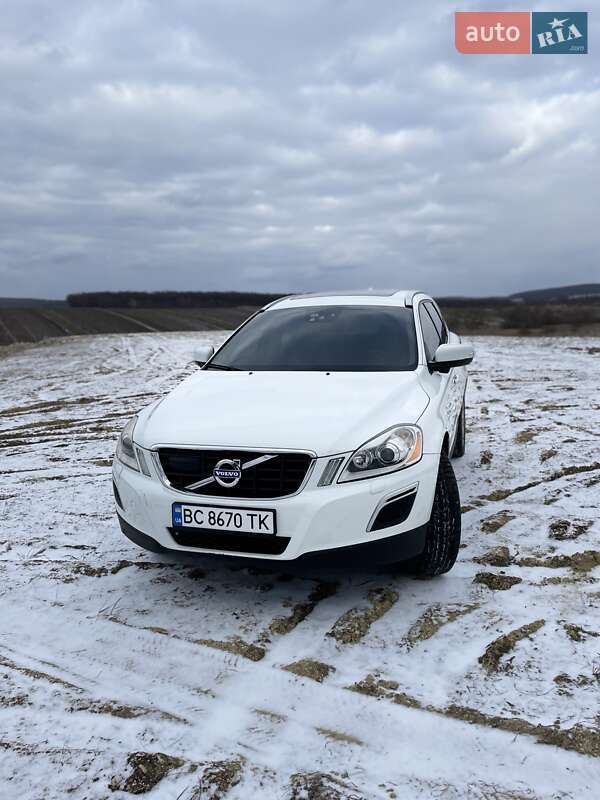 Внедорожник / Кроссовер Volvo XC60 2013 в Перемышлянах