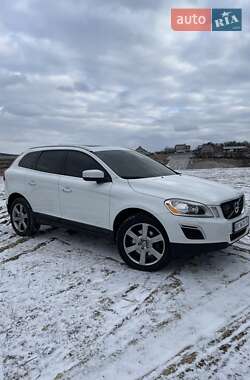 Внедорожник / Кроссовер Volvo XC60 2013 в Перемышлянах