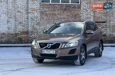 Внедорожник / Кроссовер Volvo XC60 2011 в Нововолынске