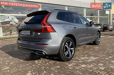 Внедорожник / Кроссовер Volvo XC60 2021 в 