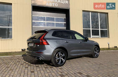 Внедорожник / Кроссовер Volvo XC60 2021 в 