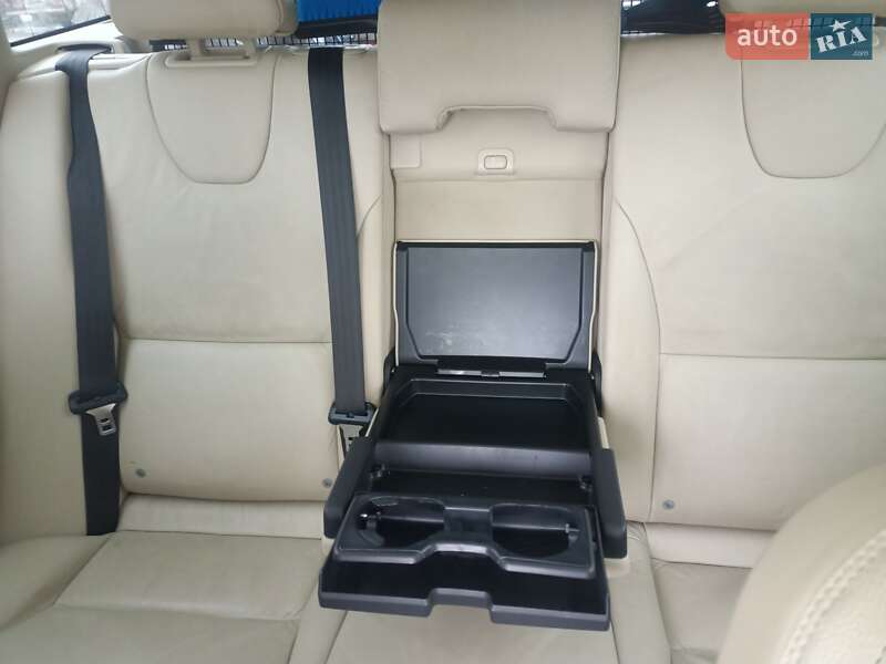 Внедорожник / Кроссовер Volvo XC60 2012 в Ровно фото 15 Внедорожник / Кроссовер Volvo XC60 2012 в Ровно