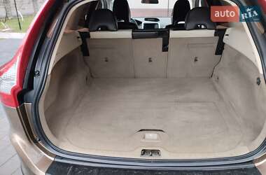 Внедорожник / Кроссовер Volvo XC60 2009 в 