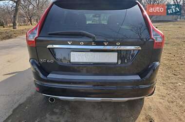 Внедорожник / Кроссовер Volvo XC60 2016 в 