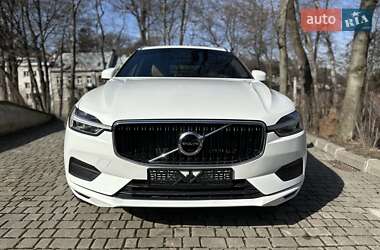Внедорожник / Кроссовер Volvo XC60 2020 в 