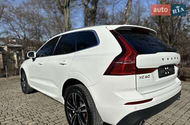 Внедорожник / Кроссовер Volvo XC60 2020 в 