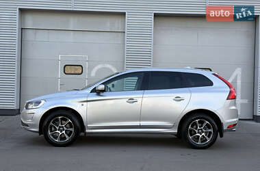 Внедорожник / Кроссовер Volvo XC60 2017 в 