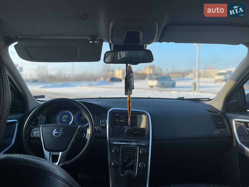 Внедорожник / Кроссовер Volvo XC60 2011 в Киеве фото 3 Внедорожник / Кроссовер Volvo XC60 2011 в Киеве