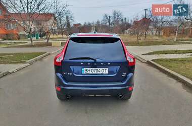 Внедорожник / Кроссовер Volvo XC60 2013 в 