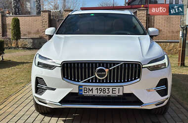 Внедорожник / Кроссовер Volvo XC60 2023 в 