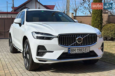 Внедорожник / Кроссовер Volvo XC60 2023 в 