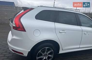 Внедорожник / Кроссовер Volvo XC60 2015 в 
