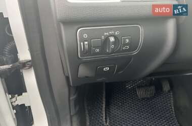 Внедорожник / Кроссовер Volvo XC60 2015 в 