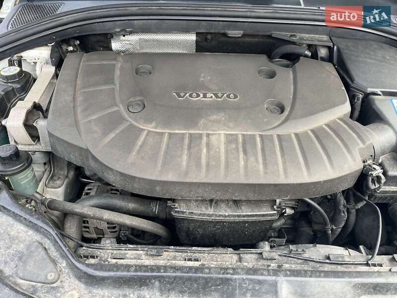 Позашляховик / Кросовер Volvo XC60 2015 в Києві