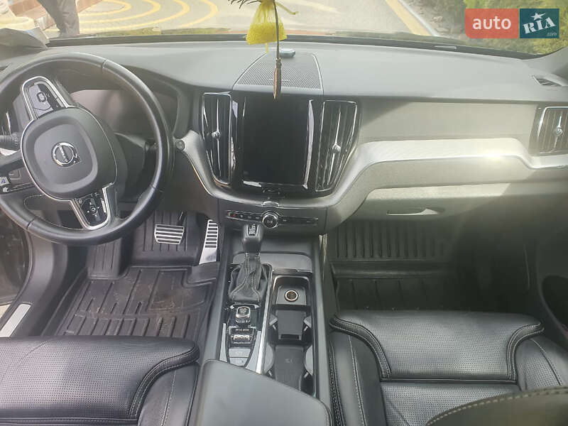 Внедорожник / Кроссовер Volvo XC60 2019 в Городке фото 15 Внедорожник / Кроссовер Volvo XC60 2019 в Городке