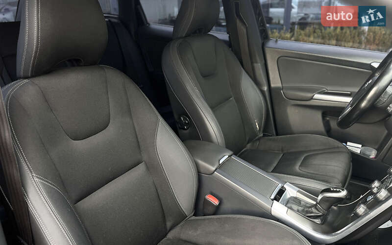 Внедорожник / Кроссовер Volvo XC60 2014 в Мукачево