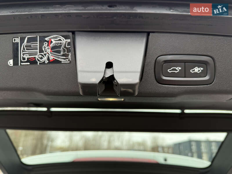 Внедорожник / Кроссовер Volvo XC60 2018 в Киеве фото 28 Внедорожник / Кроссовер Volvo XC60 2018 в Киеве