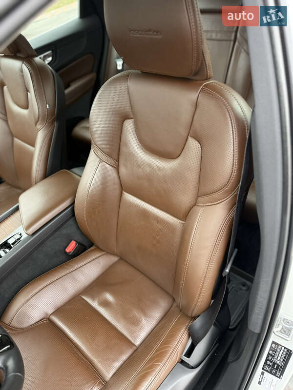 Внедорожник / Кроссовер Volvo XC60 2018 в Киеве фото 72 Внедорожник / Кроссовер Volvo XC60 2018 в Киеве